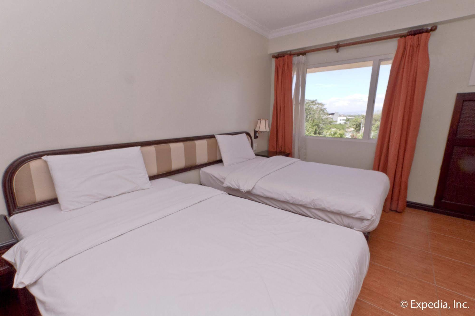 Egi Resort & Hotel Мактан Экстерьер фото