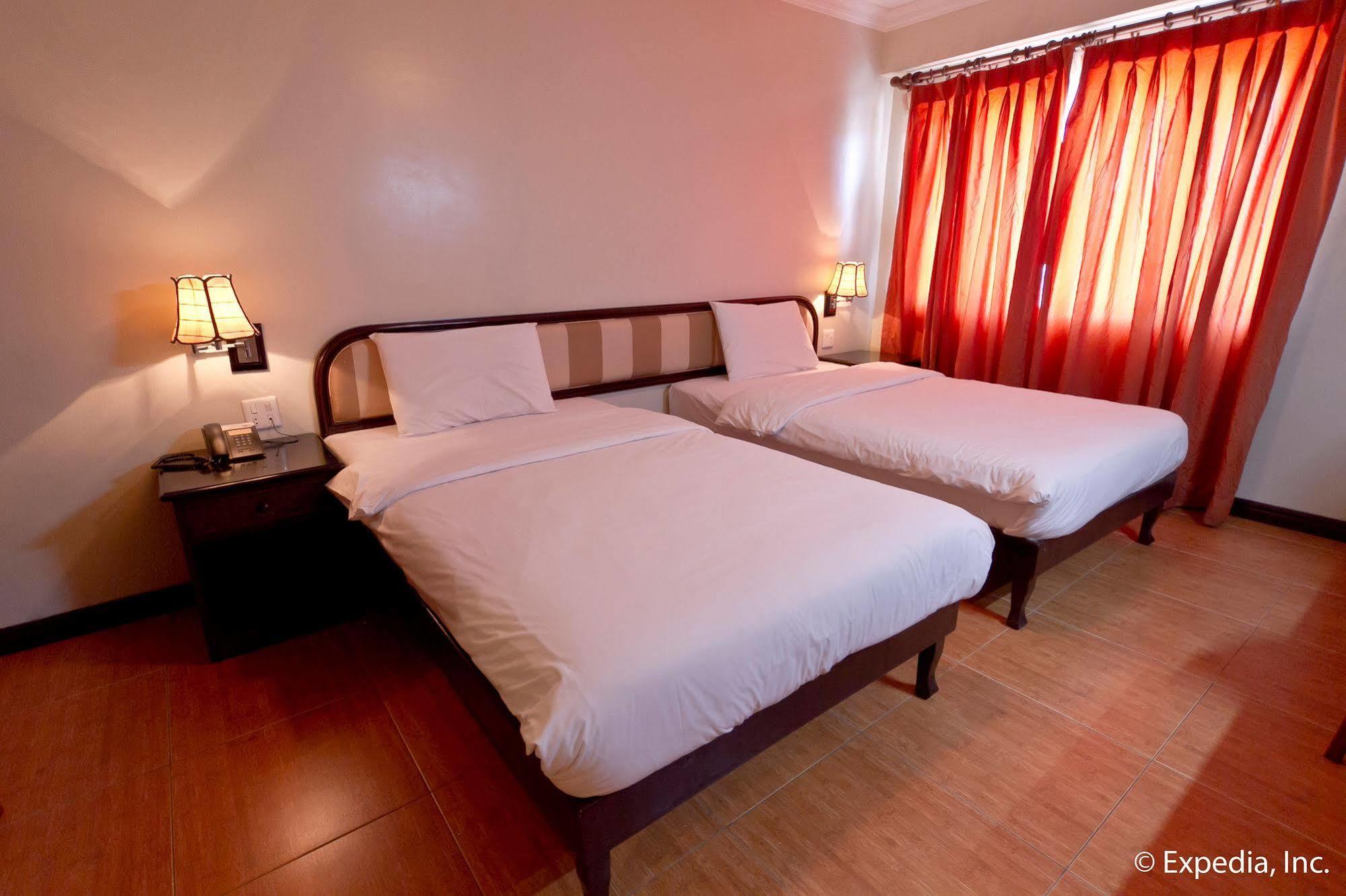 Egi Resort & Hotel Мактан Экстерьер фото