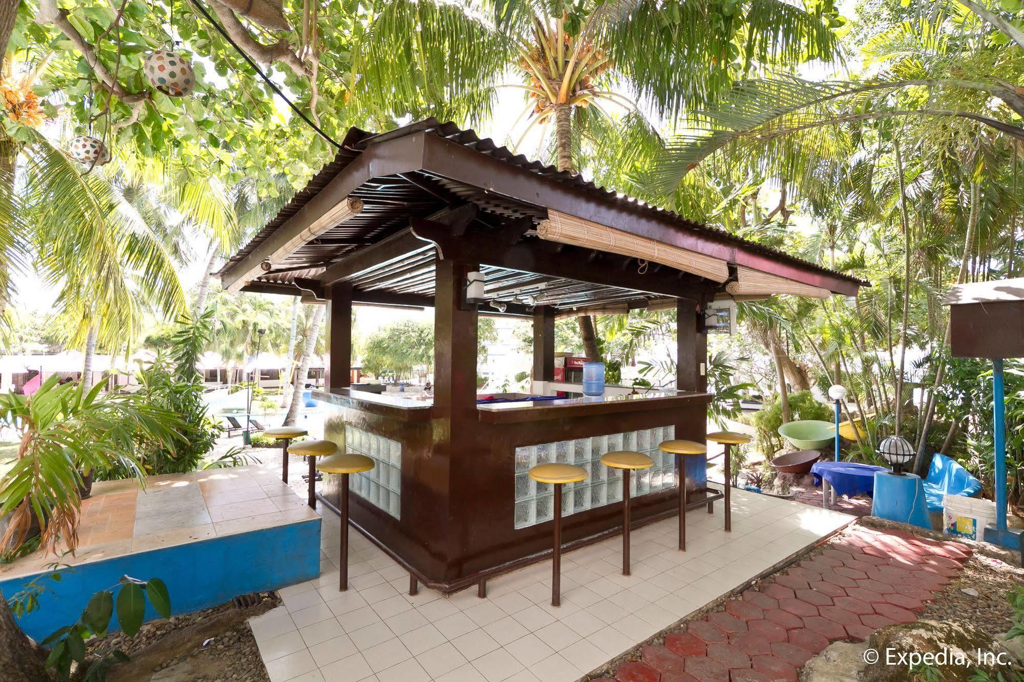 Egi Resort & Hotel Мактан Экстерьер фото